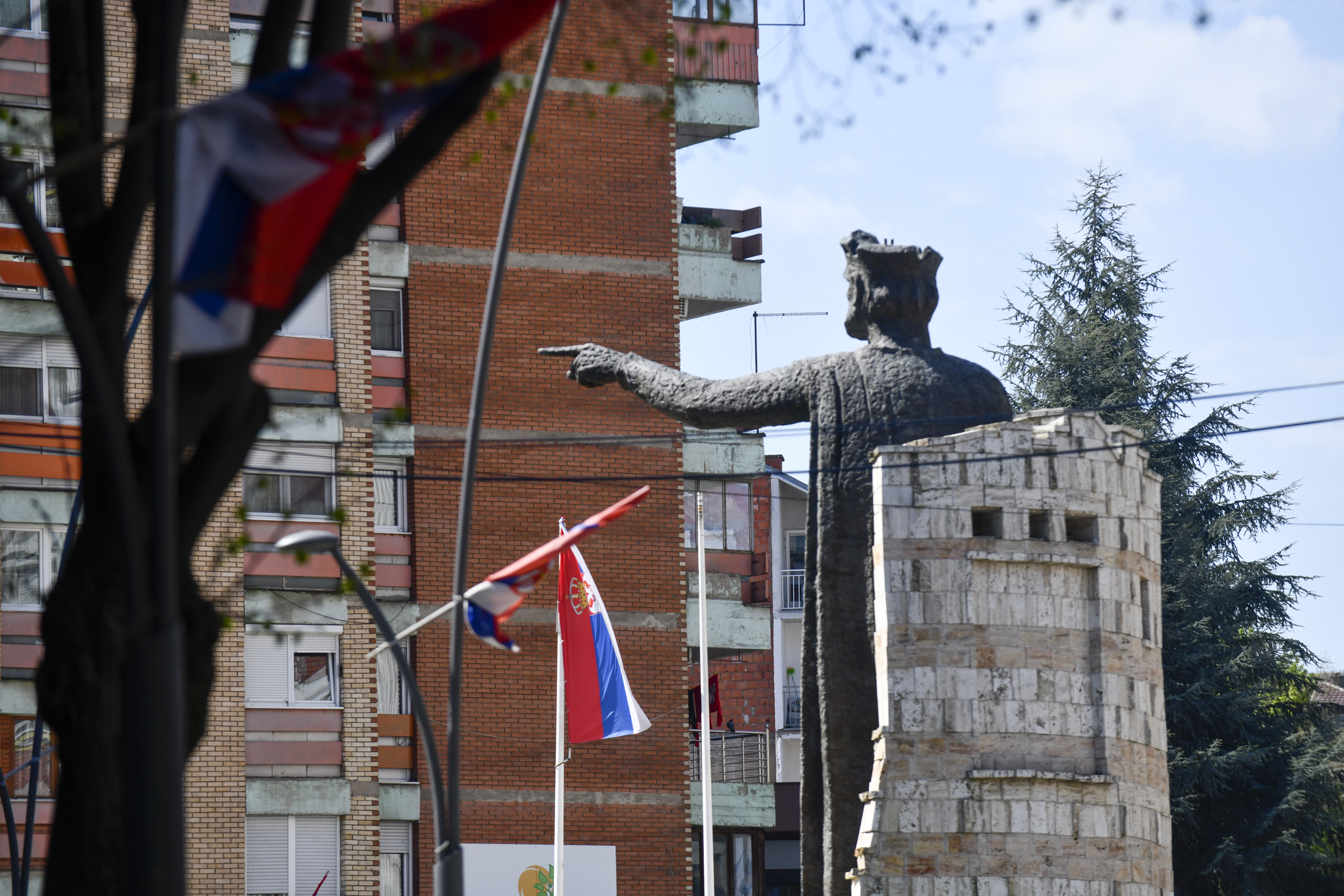 Serb Parties Return to the Race